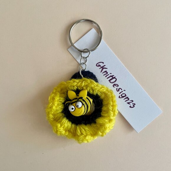 Floral Keychain, Keychain Charm, Crochet Easter Gift, Handmade Backpack Charm - Picture 1 of 6